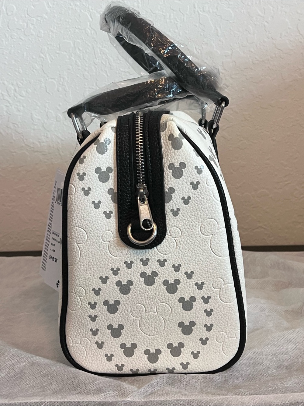 Disney Parks White and Black geometric Satchel Handbag - Picture 5 of 9